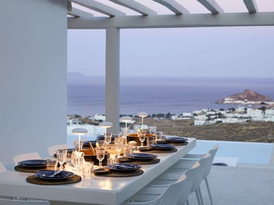 Luxury Villa Photo #9