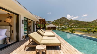 Luxury Villa Photo #12