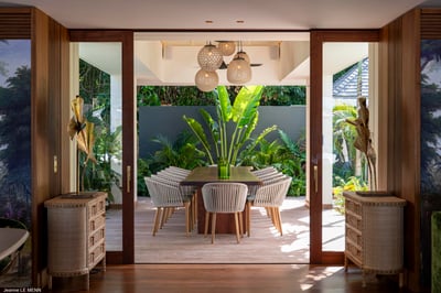 Luxury Villa Photo #14