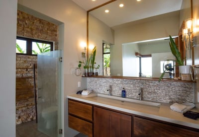 Luxury Villa Photo #38