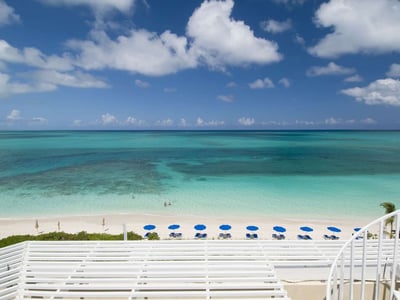 Luxury Villa Photo #5