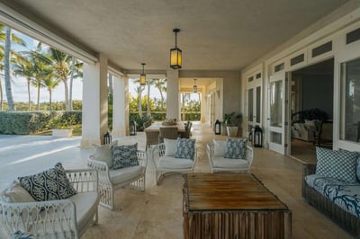 Luxury Villa Photo #10