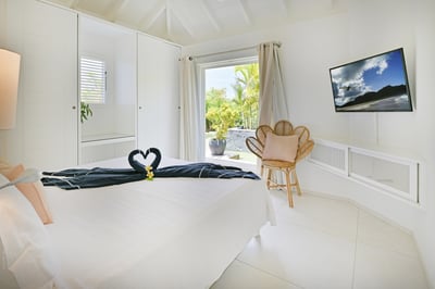 Luxury Villa Photo #17