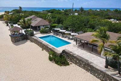 Luxury Villa Photo #35