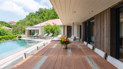 Luxury Villa Photo #12