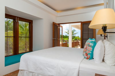 Luxury Villa Photo #10