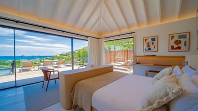 Luxury Villa Photo #36