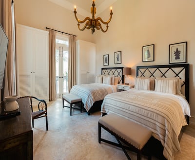 Luxury Villa Photo #50