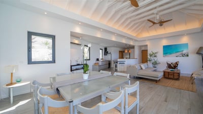 Kitchen & Dining Area