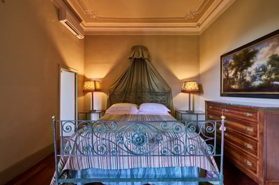 Luxury Villa Photo #47