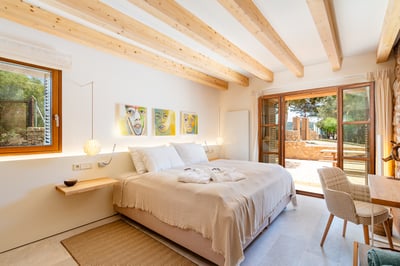 Luxury Villa Photo #24