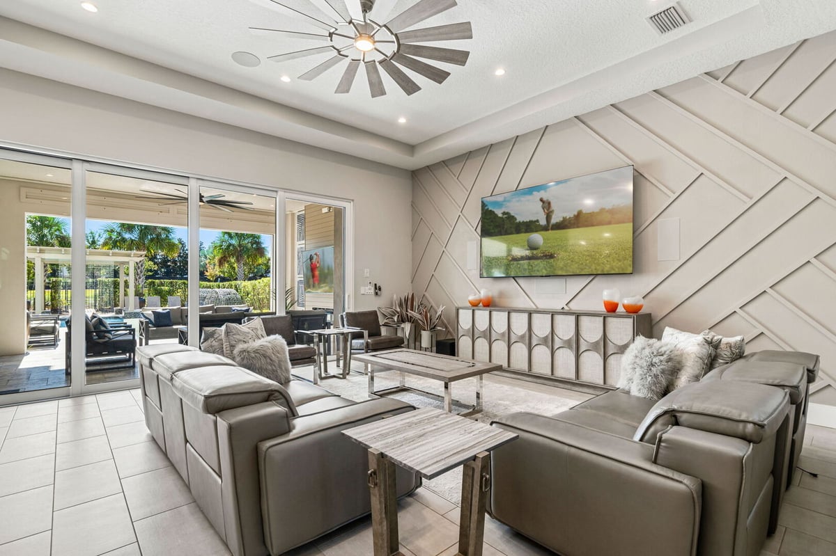 Reunion Tropical Retreat