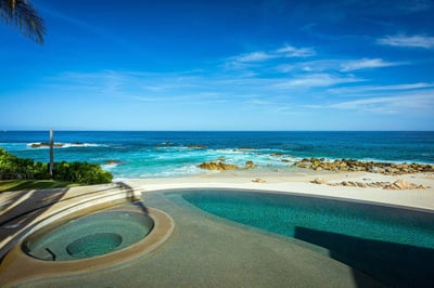 Luxury Villa Photo #11