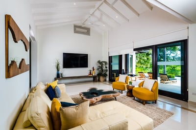 Relax in the living room and watch your favorite shows on the smart TV!