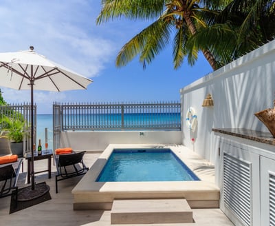 Luxury Villa Photo #3