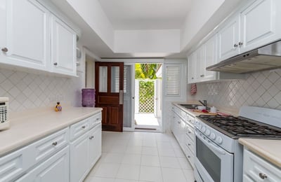 Luxury Villa Photo #15
