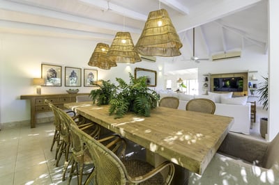 Luxury Villa Photo #3