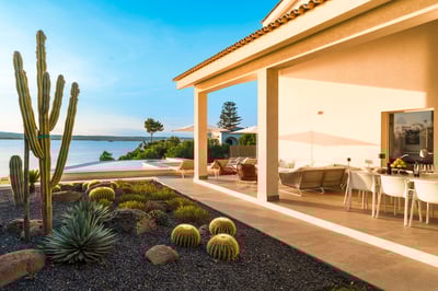 Luxury Villa Photo #9