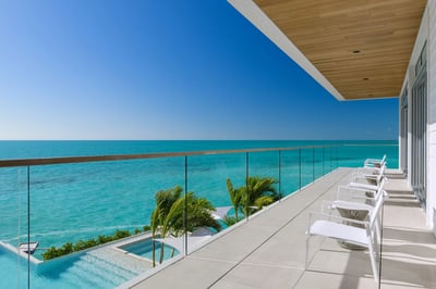 Luxury Villa Photo #14