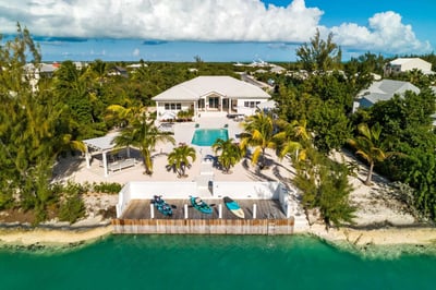 Luxury Villa Photo #2