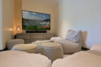 Luxury Villa Photo #63