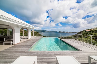 Luxury Villa Photo #2