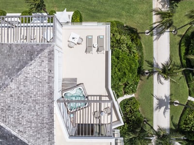Luxury Villa Photo #2