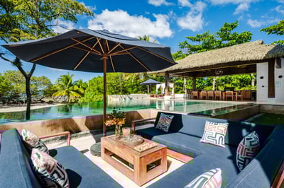 Luxury Villa Photo #14