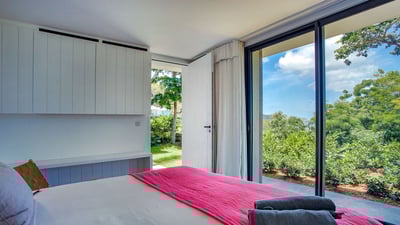 Luxury Villa Photo #52