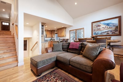 Luxury Villa Photo #5