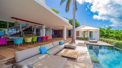 Luxury Villa Photo #12