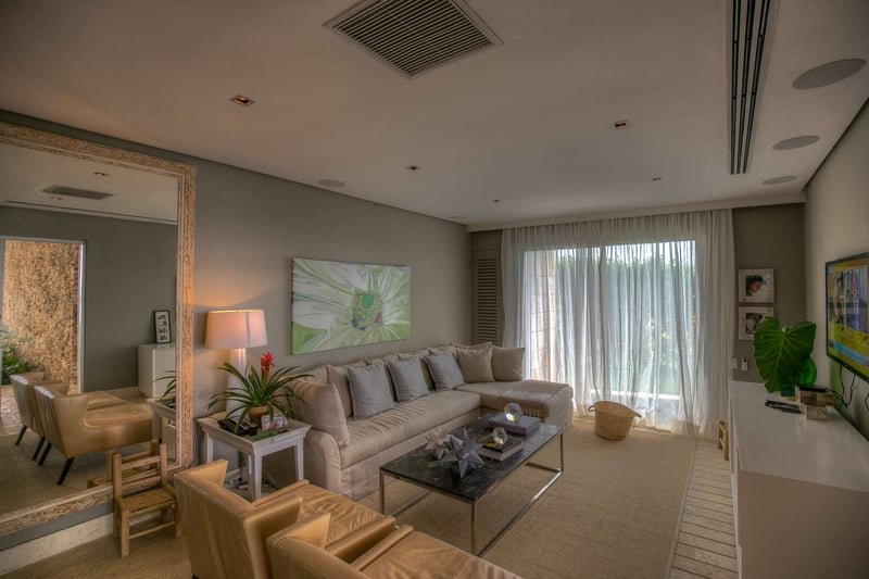 Las Iguanas 47 | Oceania