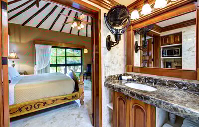 Luxury Villa Photo #19