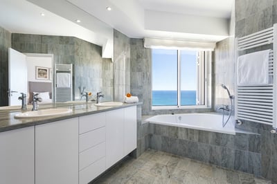 Luxury Villa Photo #15