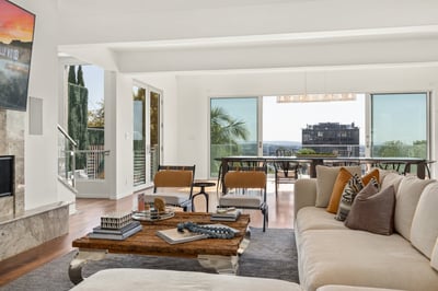 Luxury Villa Photo #9
