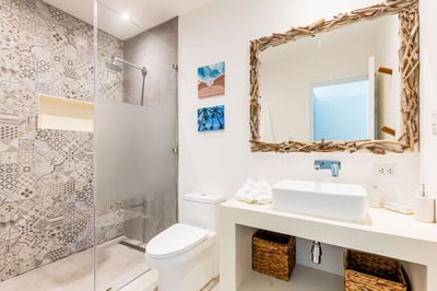 Luxury Villa Photo #22