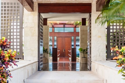 Luxury Villa Photo #24