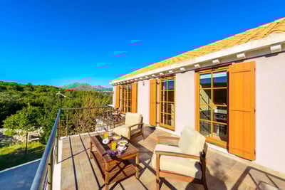 Luxury Villa Photo #11