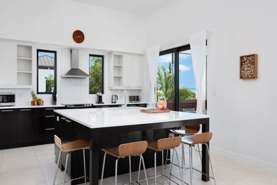Luxury Villa Photo #11