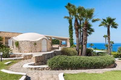 Luxury Villa Photo #16