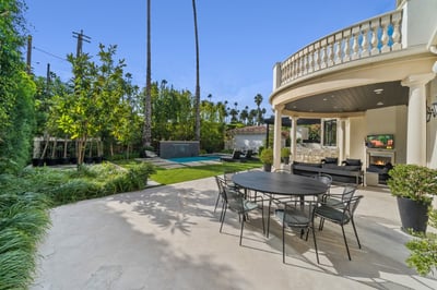 Luxury Villa Photo #4