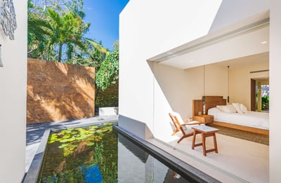 Luxury Villa Photo #43