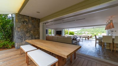 Kitchen & Dining Area