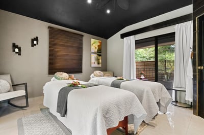 Luxury Villa Photo #58