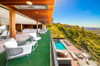 Luxury Villa Photo #18