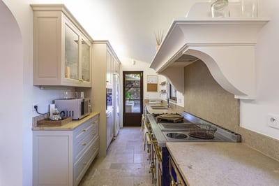 Luxury Villa Photo #10