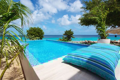 Luxury Villa Photo #11