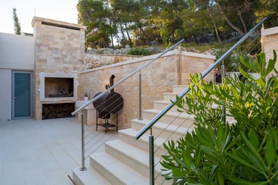 Luxury Villa Photo #33