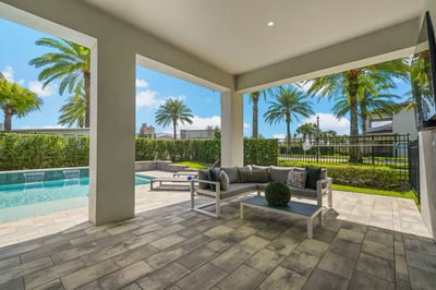 Luxury Villa Photo #10