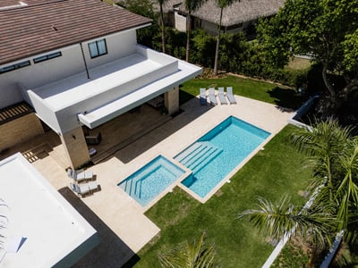 Luxury Villa Photo #5
